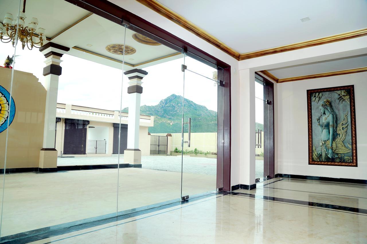 Athena Hotel Tiruvannāmalai Dış mekan fotoğraf