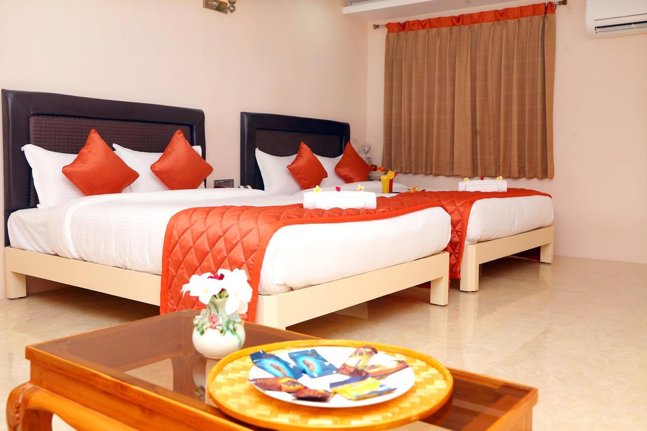 Athena Hotel Tiruvannāmalai Dış mekan fotoğraf